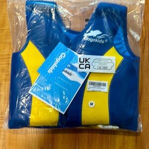 Gogo kids size medium life, best swimming aid